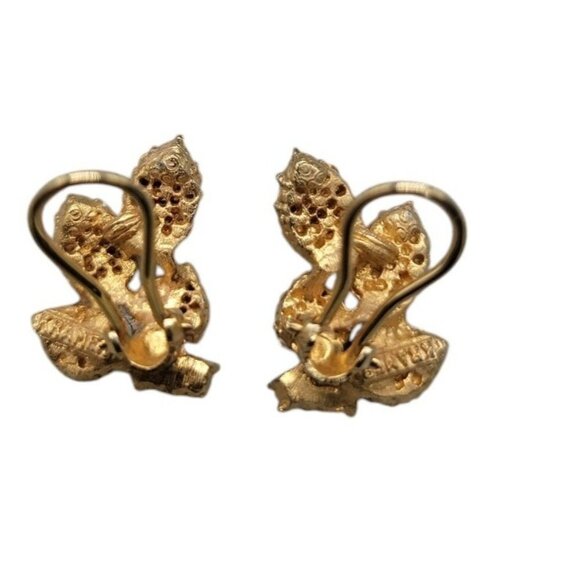 Kramer Vintage 1940s Clip On Earrings Faux Pearl Rhinestones Gold Tone Signed - Picture 8 of 11